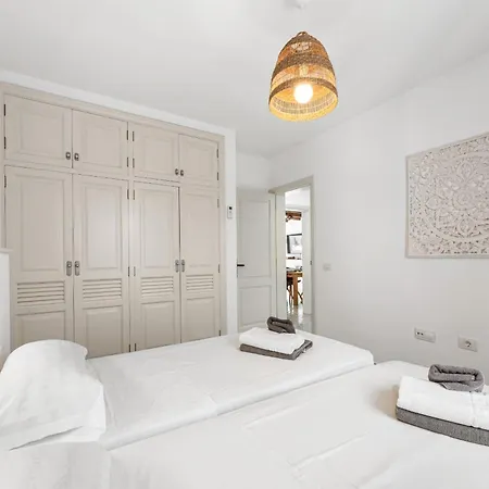 3 Vipvipvillas *