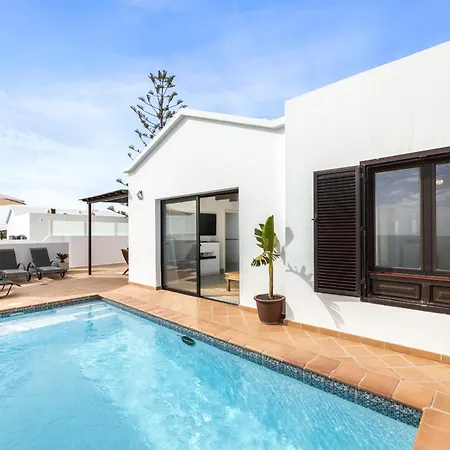 3 Vipvipvillas Villa